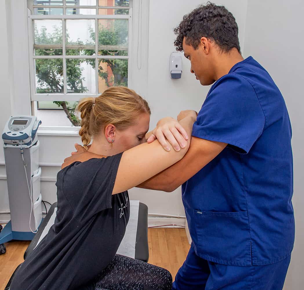 Osteopathy Treating Shoulder Pain